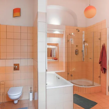 New Stylish 3 Suites Bedrooms Apt In Mala Strana - N2Nd Praag Buitenkant foto
