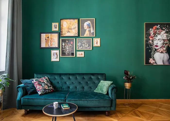 New Stylish 3 Suites Bedrooms Apt In Mala Strana - N2Nd